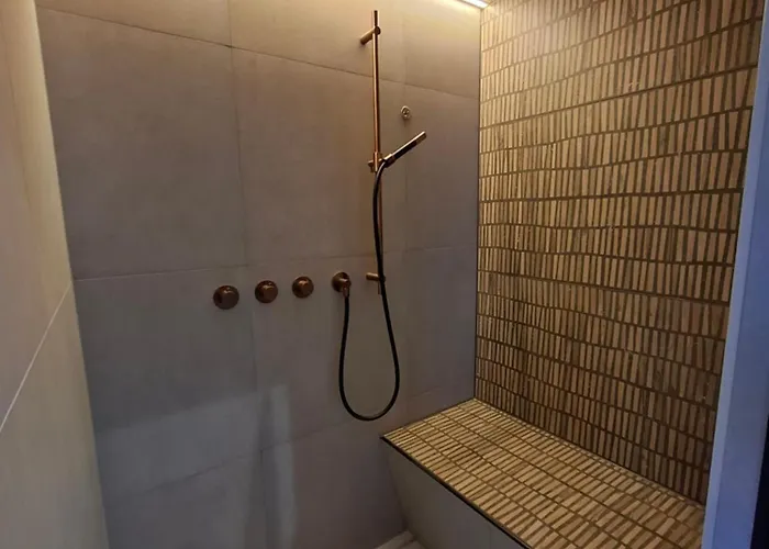 Bed and breakfast Ermelosche Heide 4*